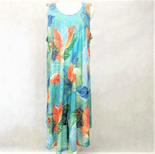 Load image into Gallery viewer, Maxi Dress Free Size Leaf Print - Tracey Glynn Fashions
